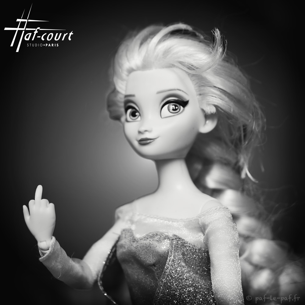 Elsa finger